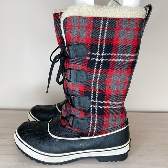 Skechers Highlander KLONDIKE Buffalo Plaid
Black & Red Lace Boots 6.5 - Picture 7 of 13